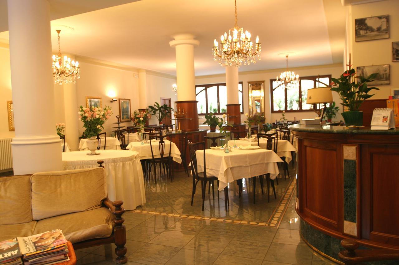 Hotel Pescetto 알벤가 외부 사진