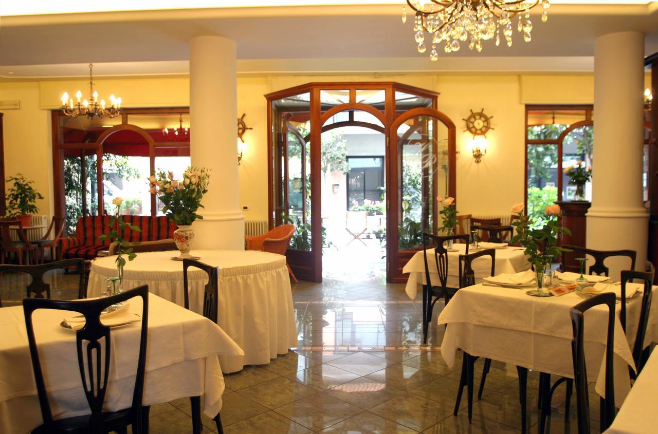 Hotel Pescetto 알벤가 외부 사진