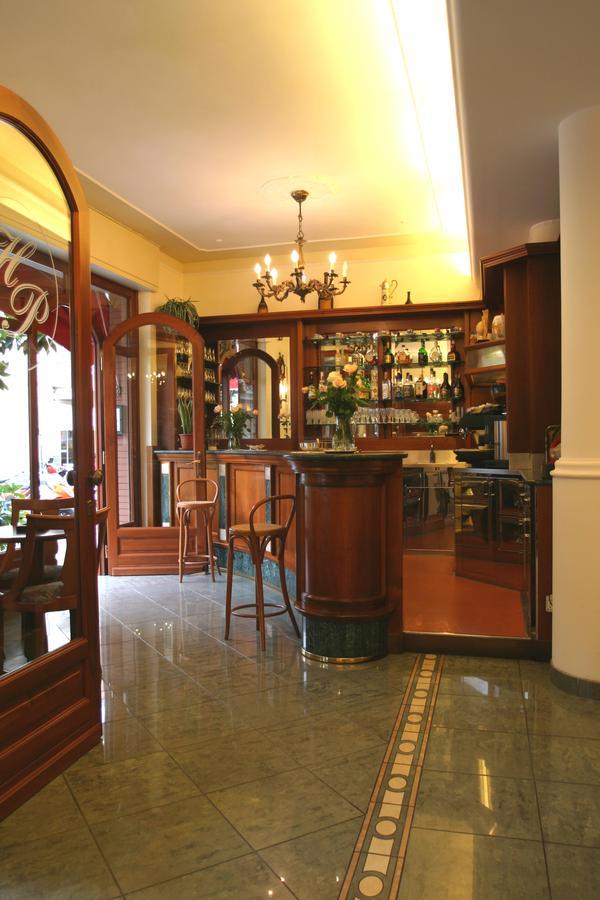 Hotel Pescetto 알벤가 외부 사진