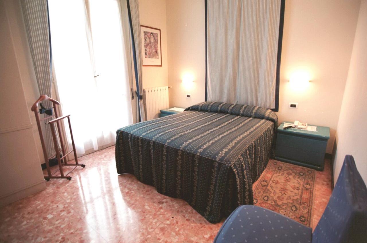 Hotel Pescetto 알벤가 외부 사진