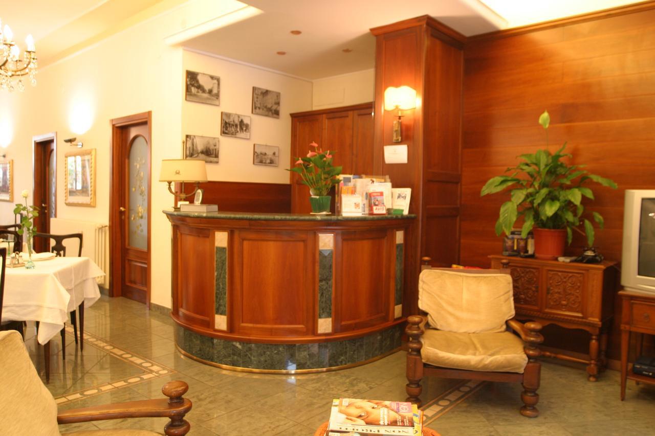 Hotel Pescetto 알벤가 외부 사진