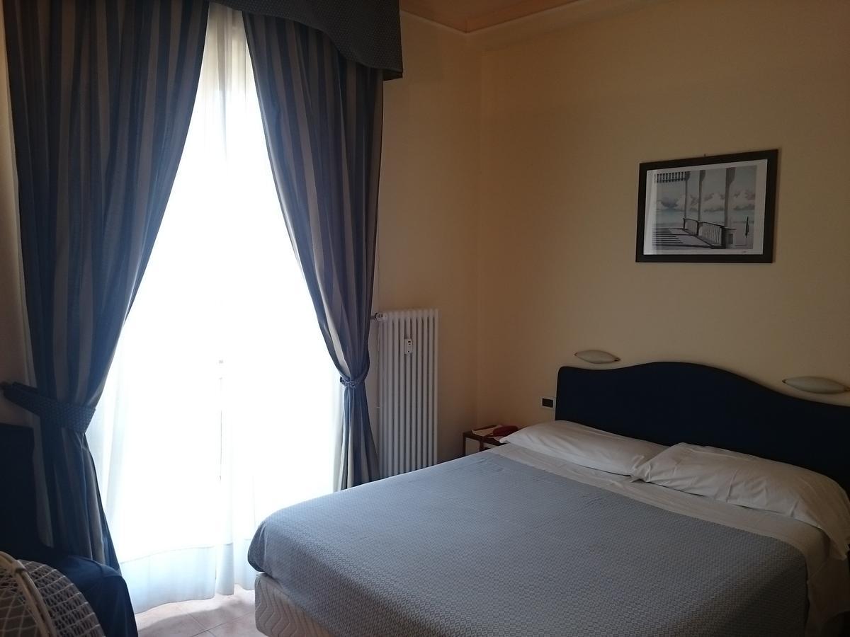 Hotel Pescetto 알벤가 외부 사진