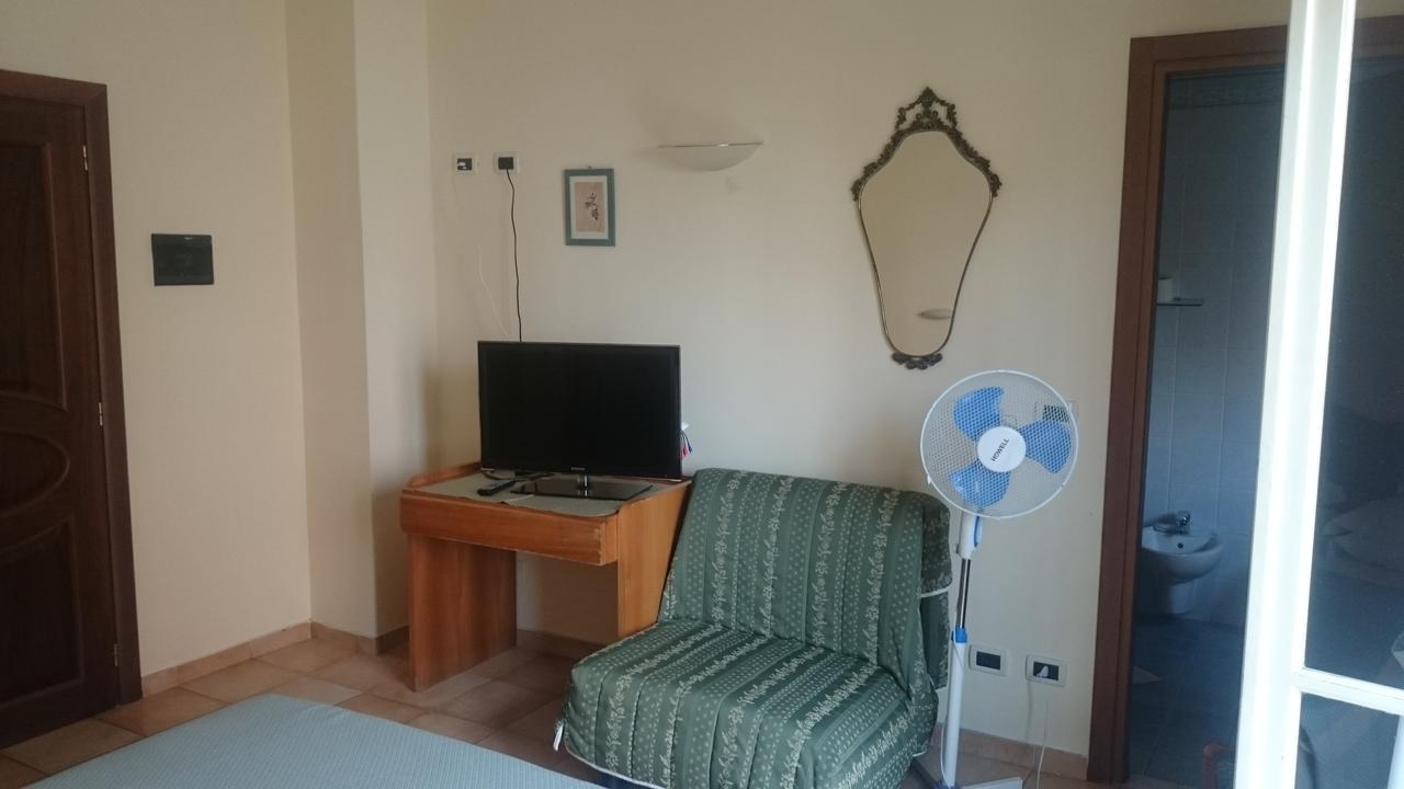 Hotel Pescetto 알벤가 외부 사진