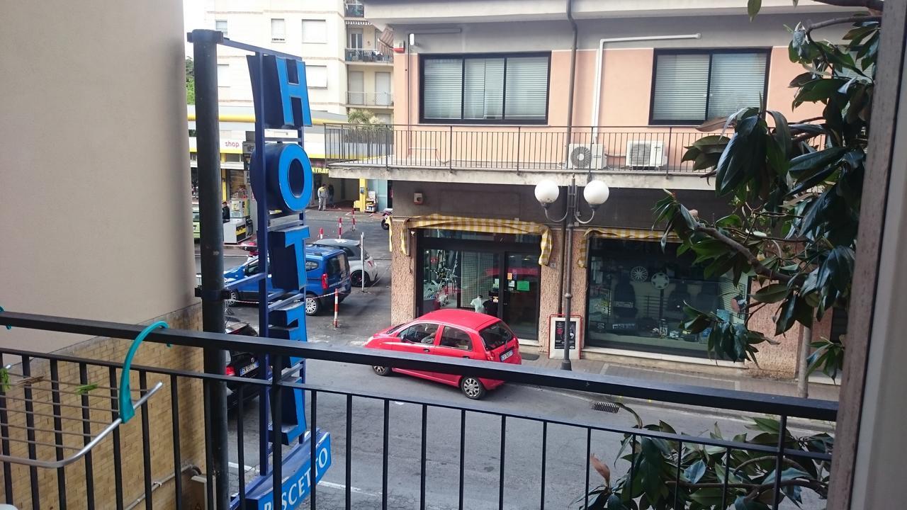 Hotel Pescetto 알벤가 외부 사진